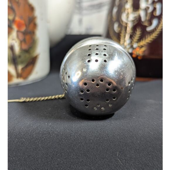 Vintage Tea Strainer for Vintage Kitchen Decor, Pre-Owned - Picture 5 of 5